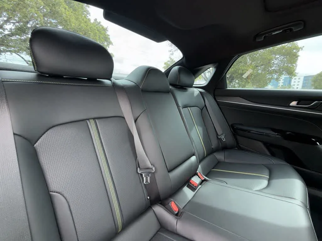 2025 Kia K5 GT photo 26