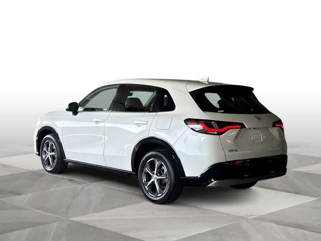 2023 Honda HR-V EX-L photo 6