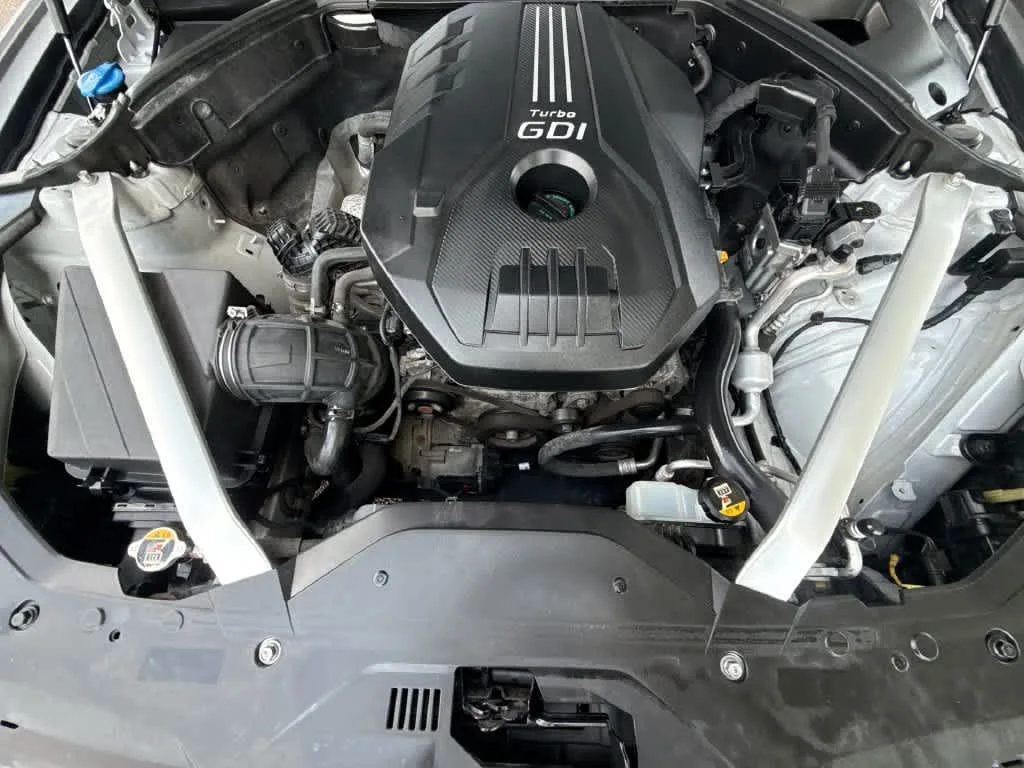 2019 Genesis G70 2.0T Advanced photo 12
