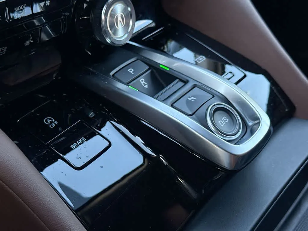 2025 Acura MDX w/Technology Package photo 20