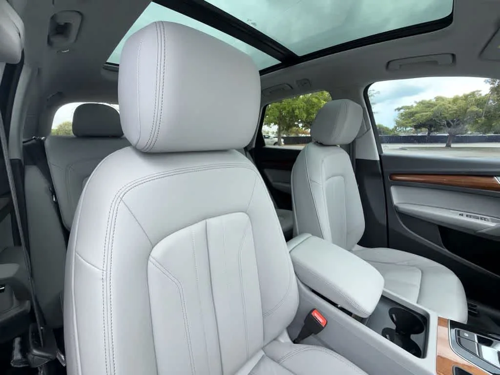 2023 Audi Q5 S line Premium photo 27