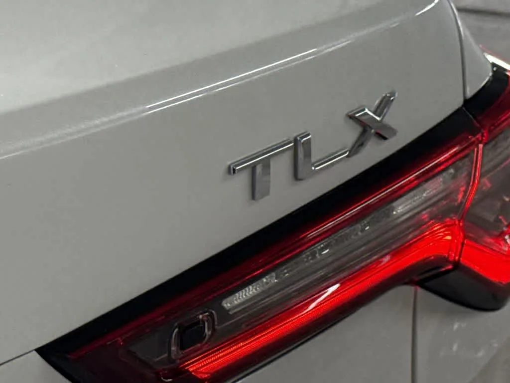 2023 Acura TLX w/Technology Package photo 10