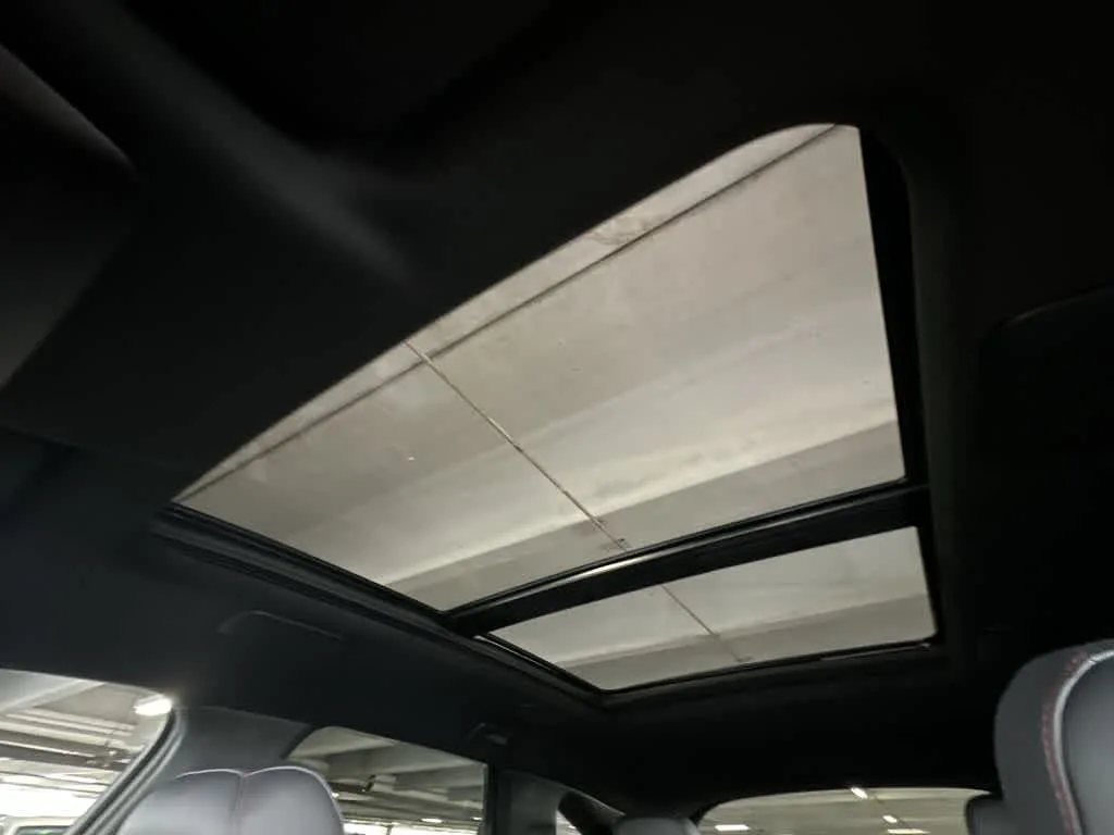 2024 Acura ZDX w/A-Spec Package photo 17