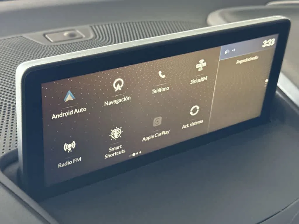 2025 Acura RDX w/Technology Package photo 18