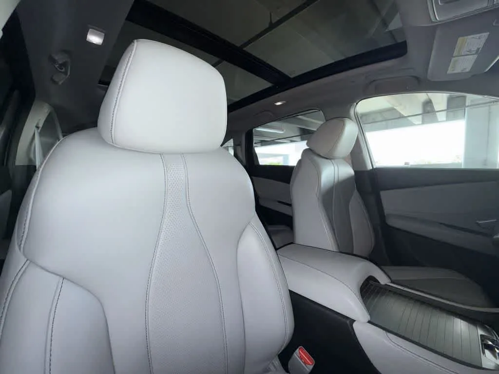 2023 Acura RDX w/Technology Package photo 27