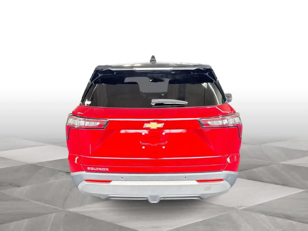 2025 Chevrolet Equinox FWD LT photo 7