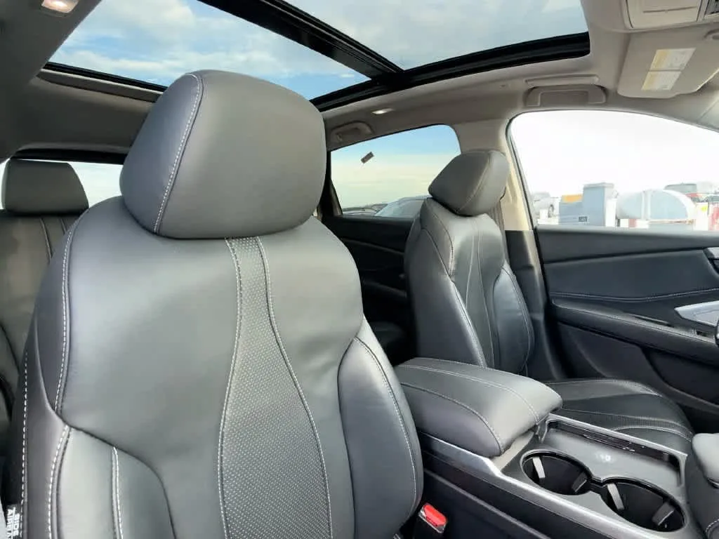 2025 Acura RDX w/Technology Package photo 27