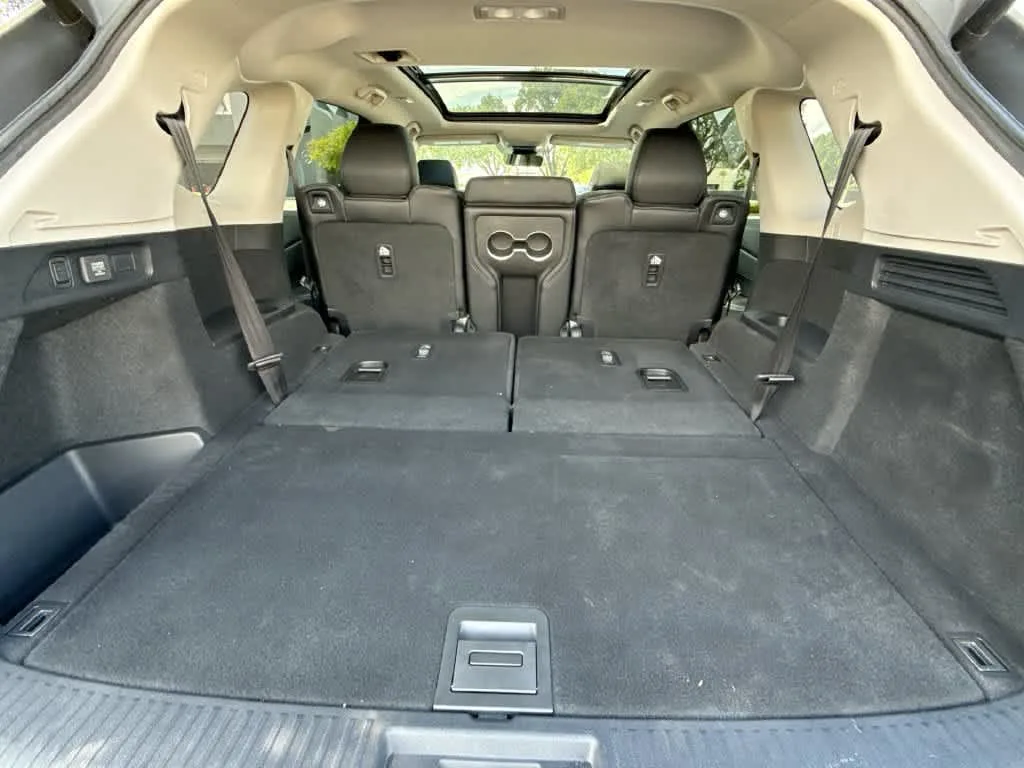 2024 Acura MDX FWD photo 25