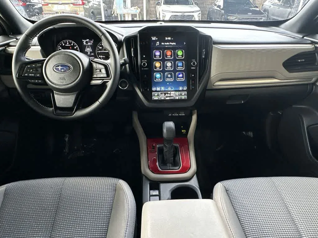 2025 Subaru Forester Premium photo 24