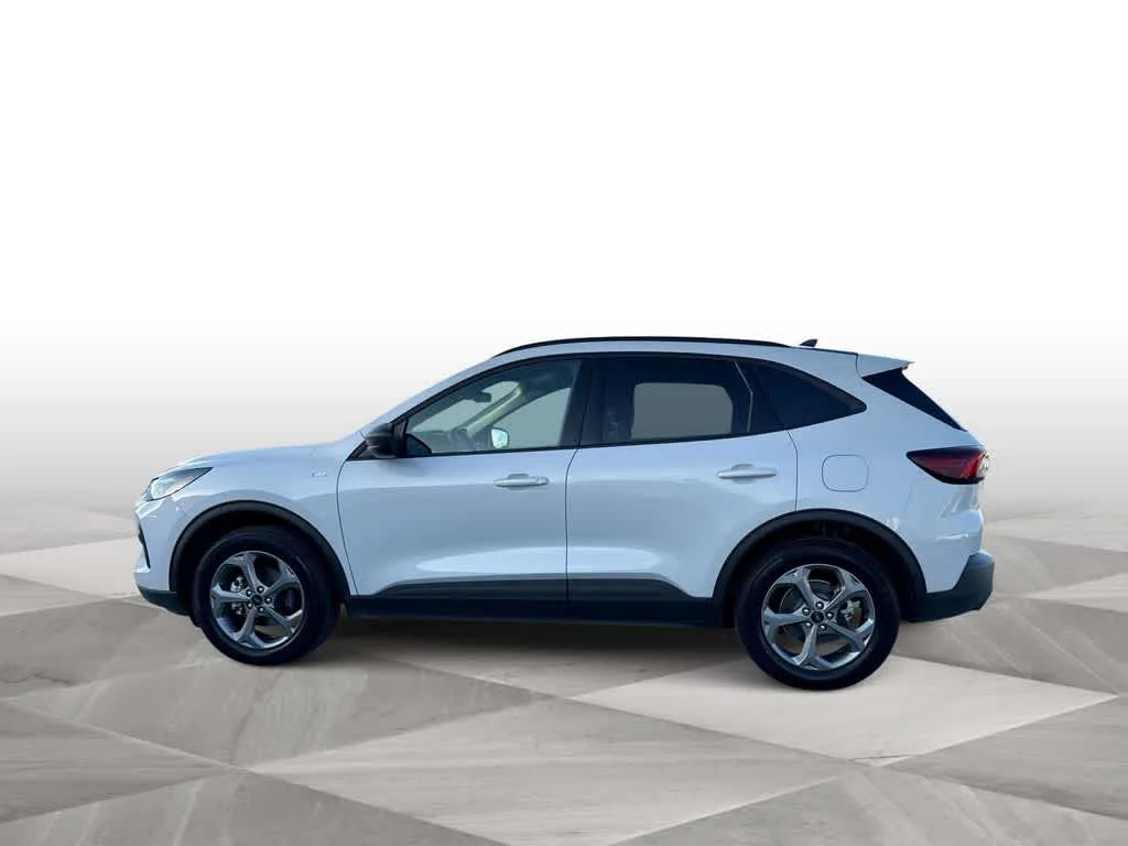 2025 Ford Escape ST-Line photo 5