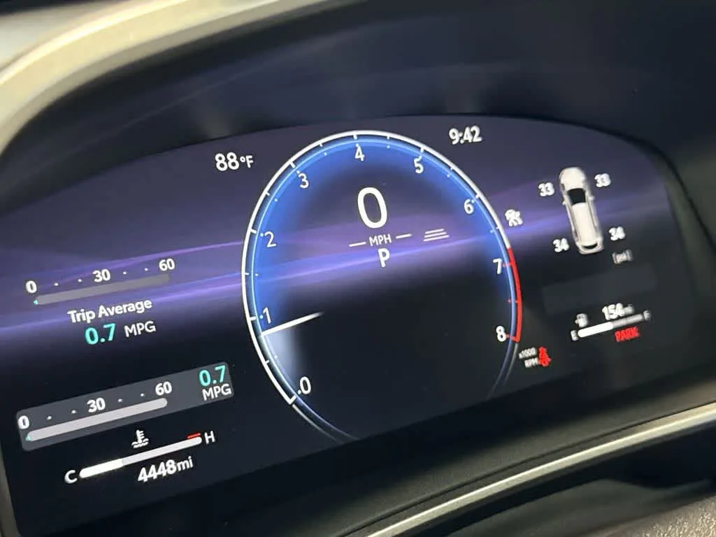 2026 Toyota Corolla Cross XLE photo 16