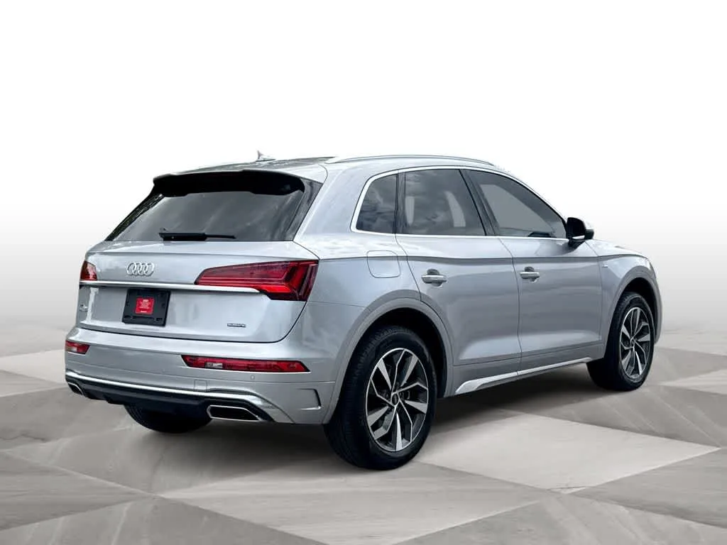2023 Audi Q5 S line Premium photo 8