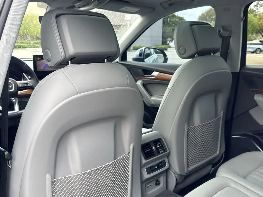 2023 Audi Q5 S line Premium photo 23