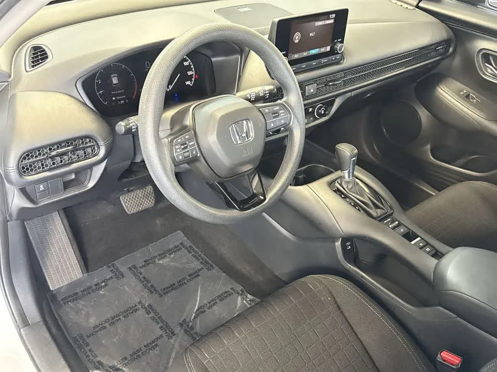 2024 Honda HR-V LX photo 13