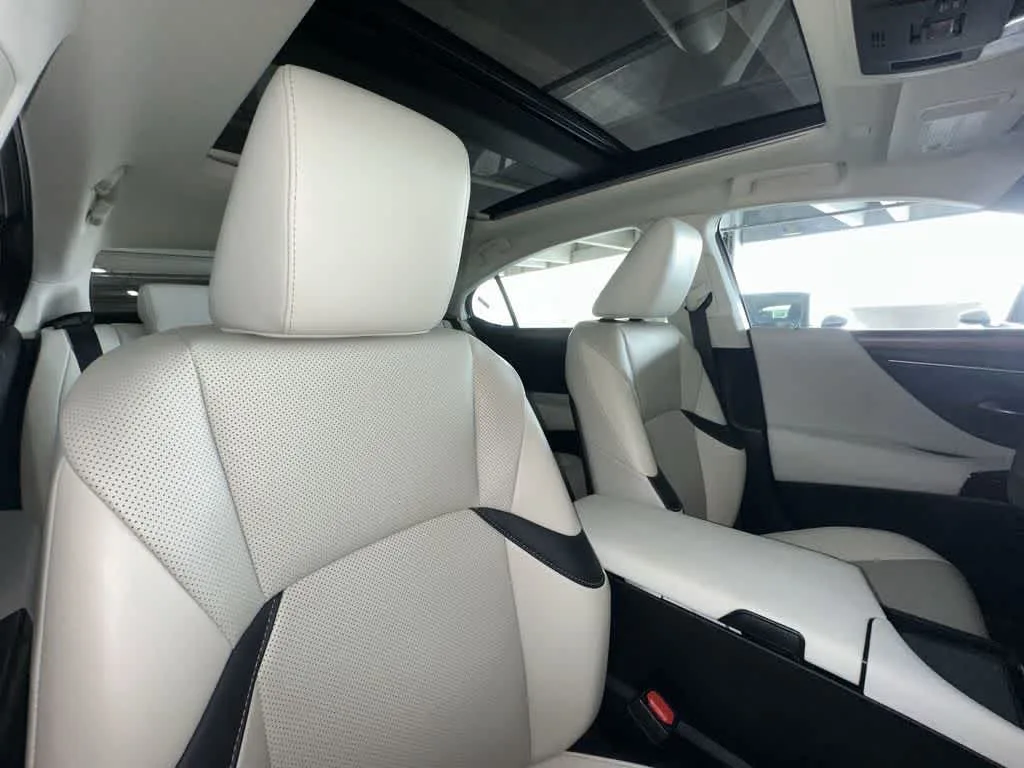 2025 Lexus ES 350 ES 350 photo 27