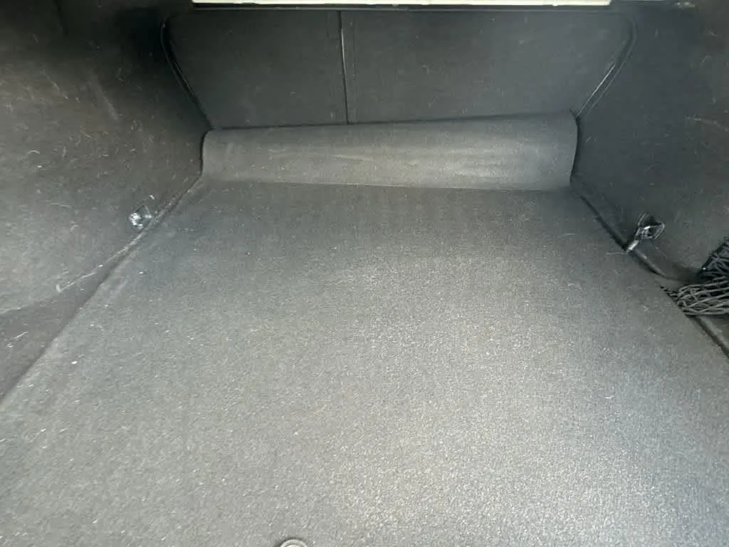 2019 Genesis G70 2.0T Advanced photo 25