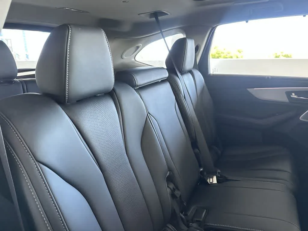 2025 Acura MDX w/Technology Package photo 26