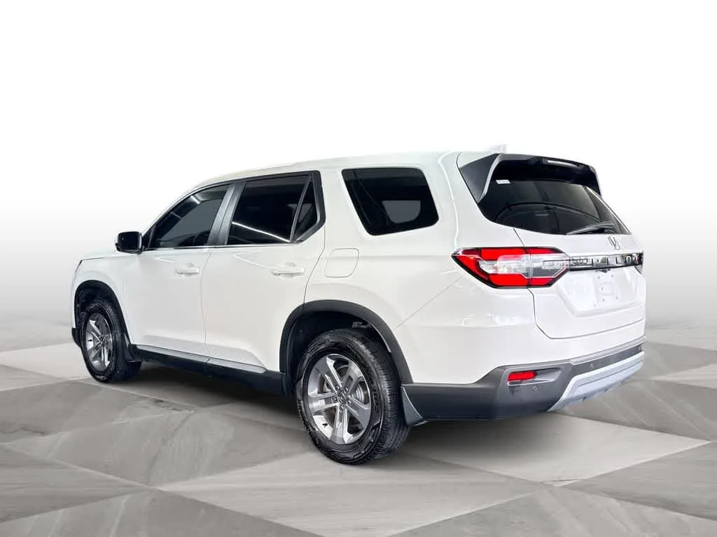 2025 Honda Pilot EX-L photo 6