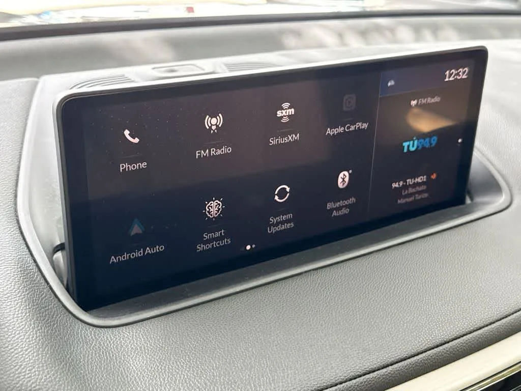 2023 Acura MDX SH-AWD photo 17