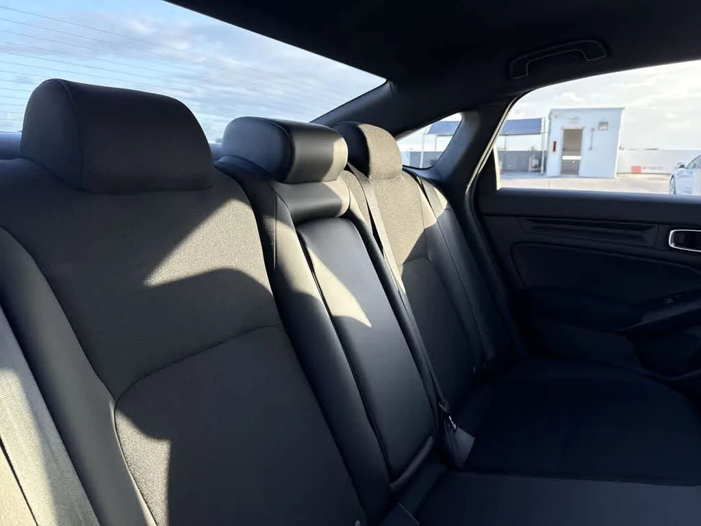 2025 Honda Civic Sport photo 26
