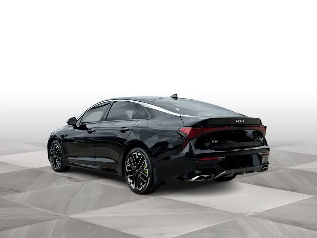 2025 Kia K5 GT photo 6