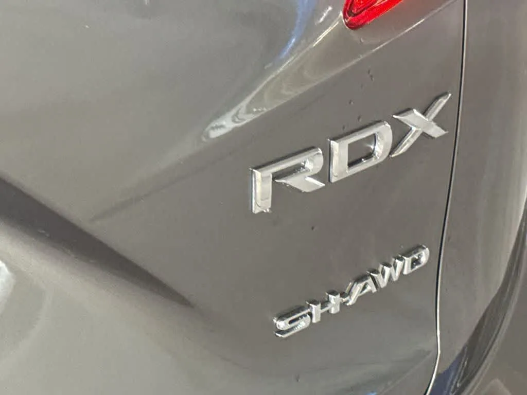 2025 Acura RDX w/Technology Package photo 10