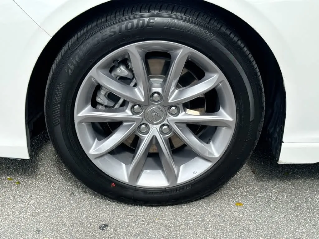 2023 Acura TLX FWD photo 11