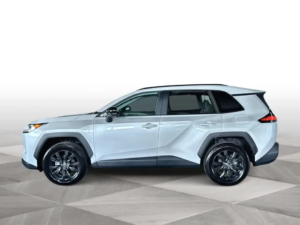 2026 Toyota RAV4 XLE Premium photo 5