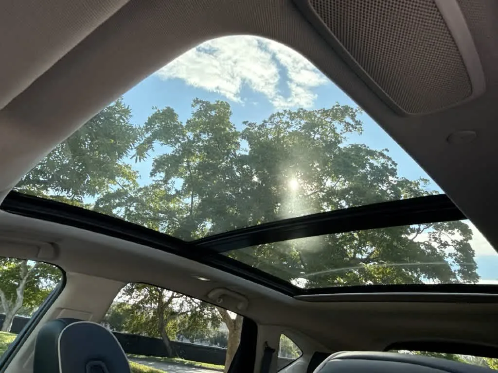2023 Acura RDX w/Advance Package photo 21