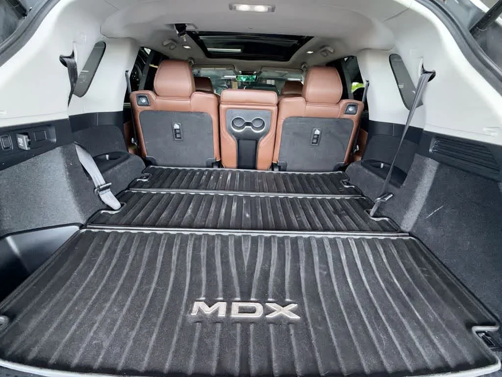 2023 Acura MDX w/Technology Package photo 25