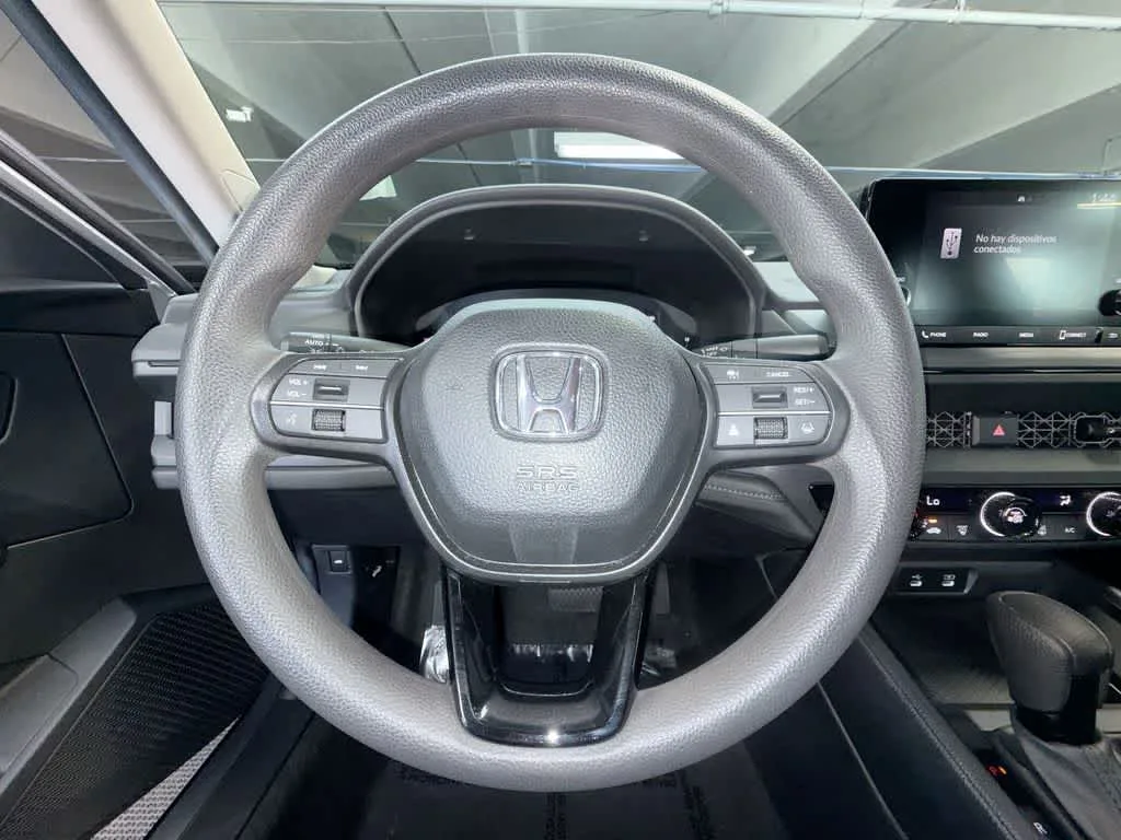 2025 Honda Accord LX photo 15