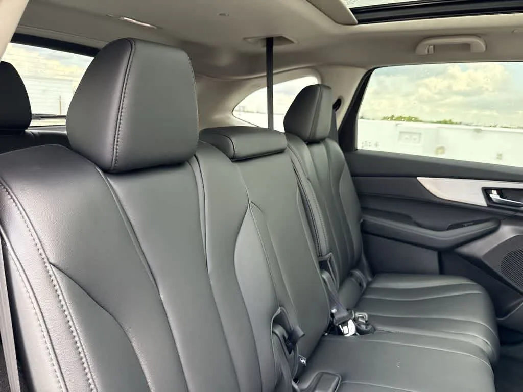 2023 Acura MDX SH-AWD photo 26