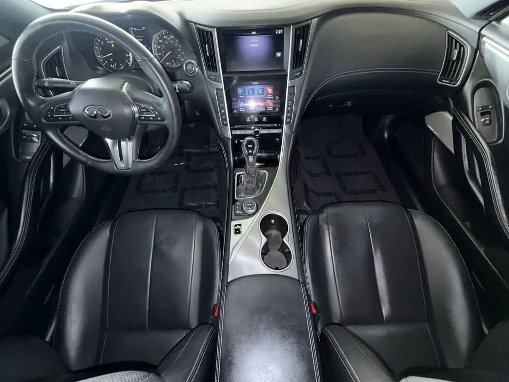 2022 INFINITI Q60 LUXE photo 26