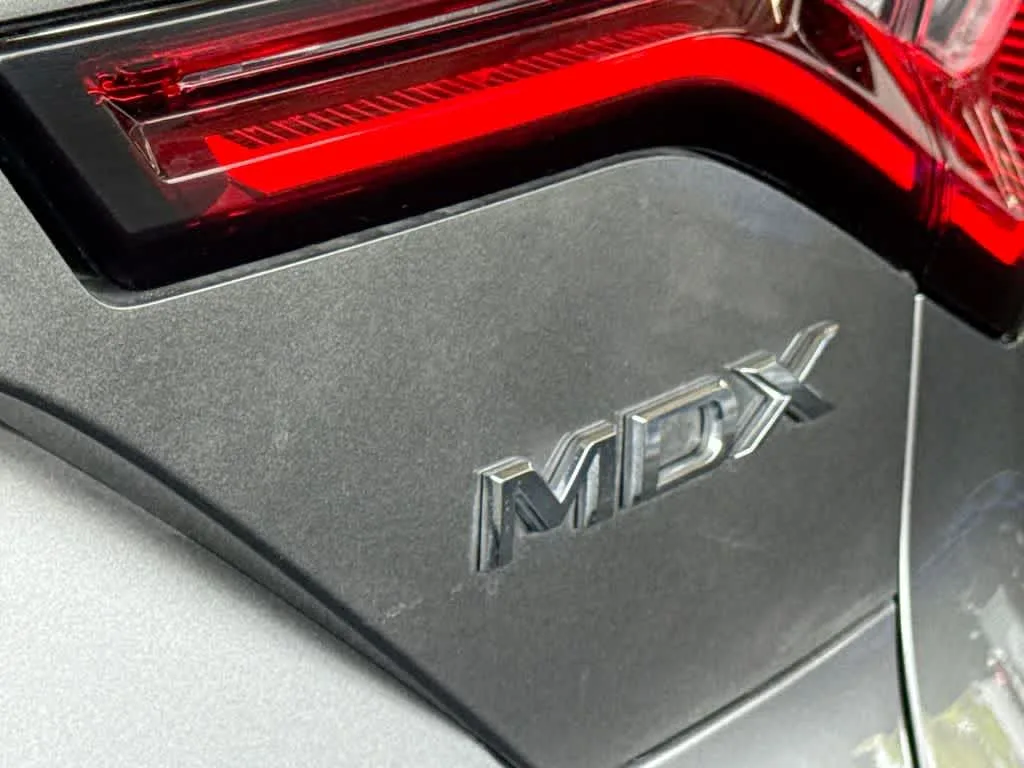 2025 Acura MDX FWD photo 10