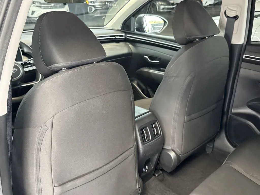 2023 Hyundai Tucson SEL photo 23