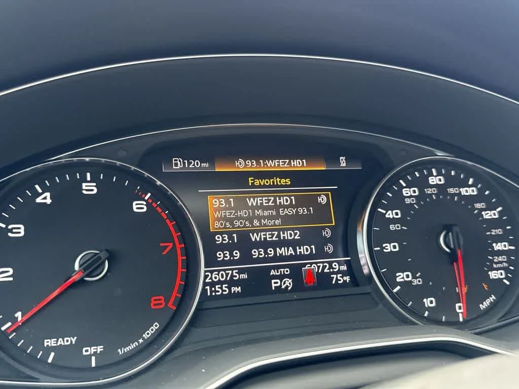2023 Audi Q5 S line Premium photo 16