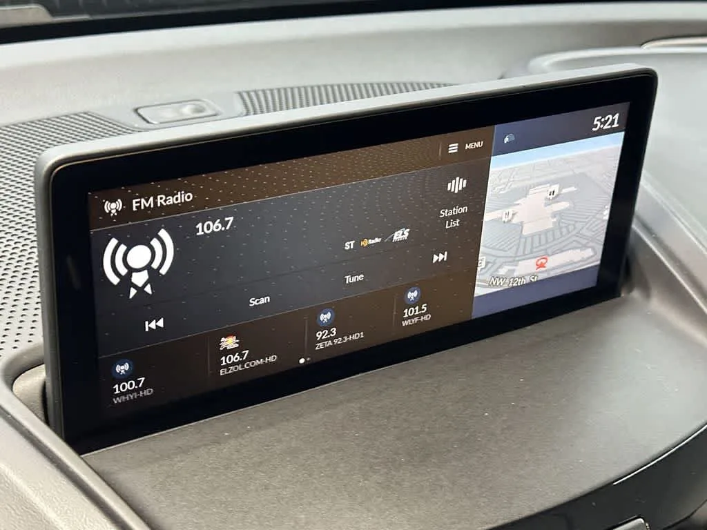 2023 Acura RDX w/Technology Package photo 18