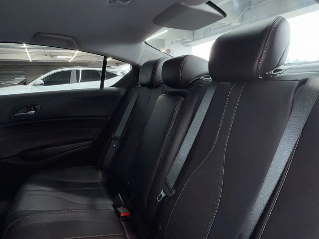 2021 Acura ILX w/Premium Package photo 22