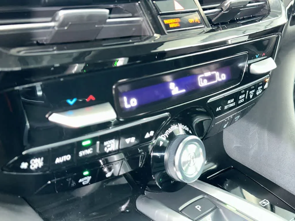 2024 Acura MDX w/Technology Package photo 19