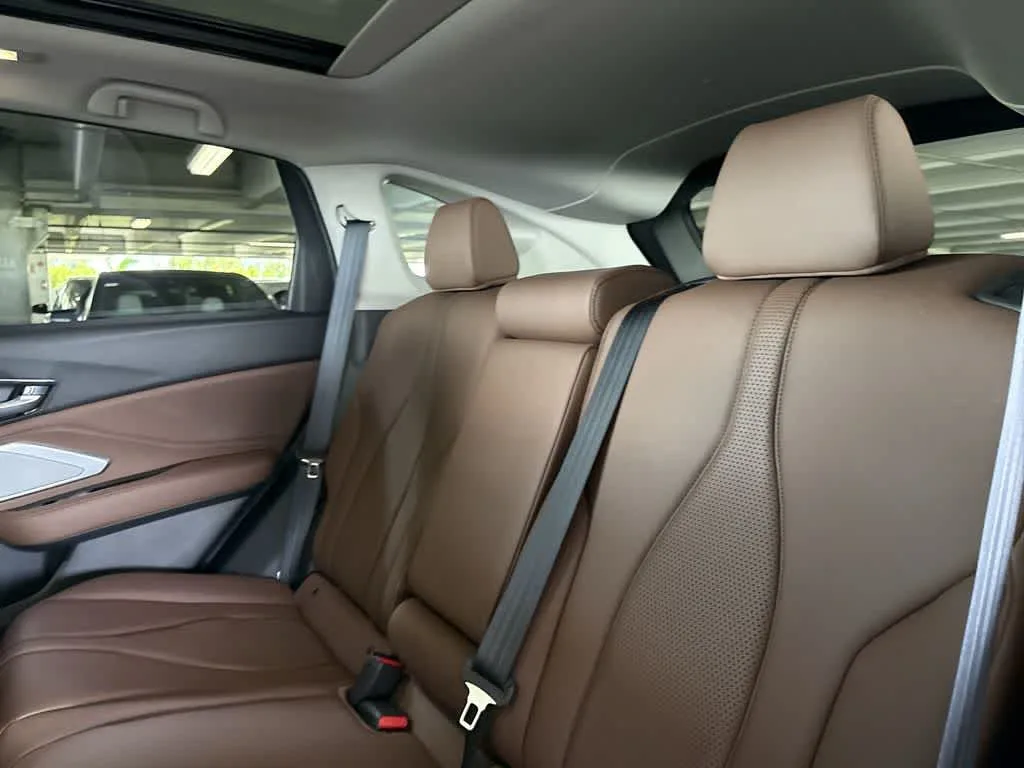 2025 Acura RDX w/Technology Package photo 22