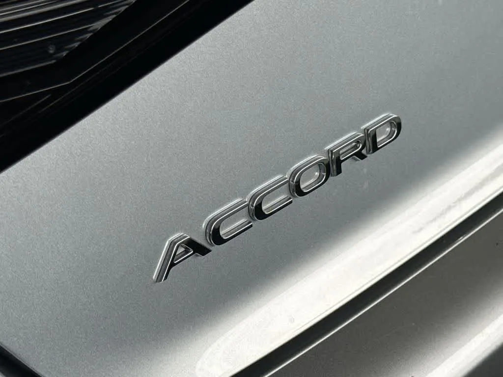 2025 Honda Accord LX photo 10