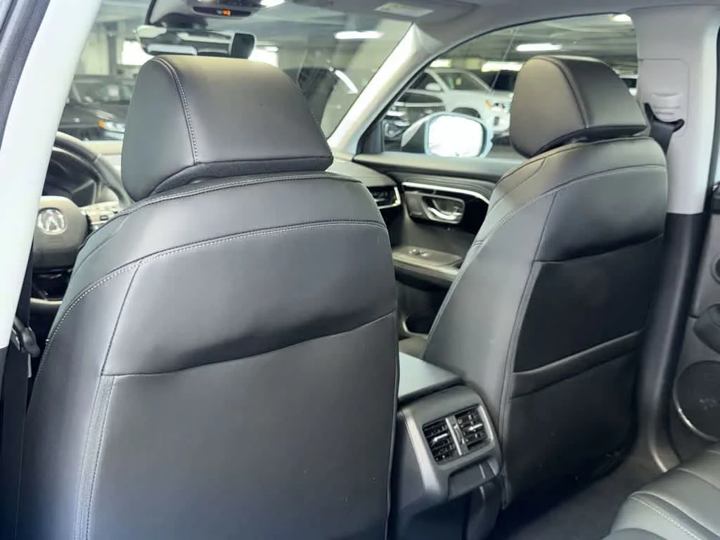 2025 Acura ADX FWD photo 23