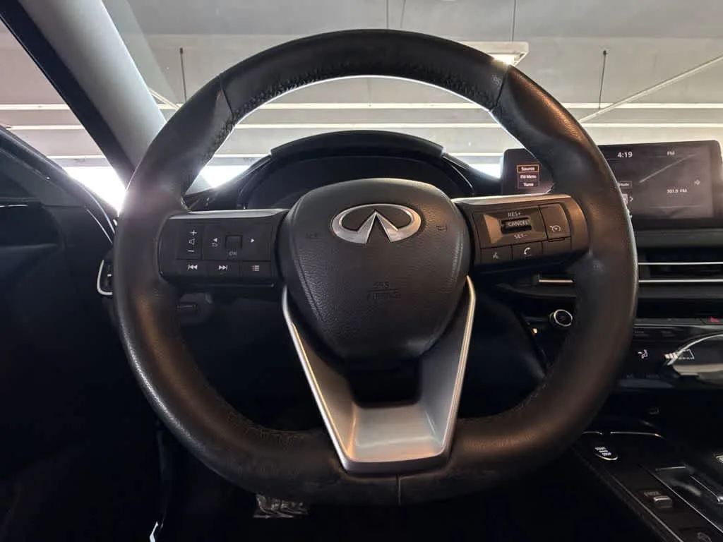 2023 INFINITI QX60 PURE photo 15