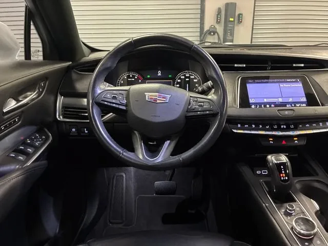 2019 Cadillac XT4 FWD Premium Luxury photo 13
