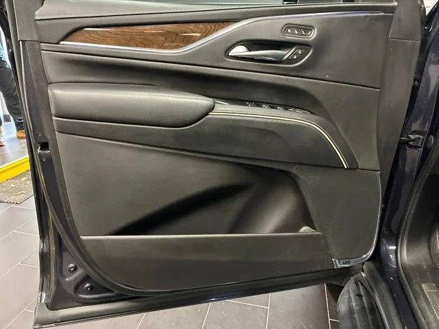 2023 Cadillac Escalade Sport Platinum photo 42