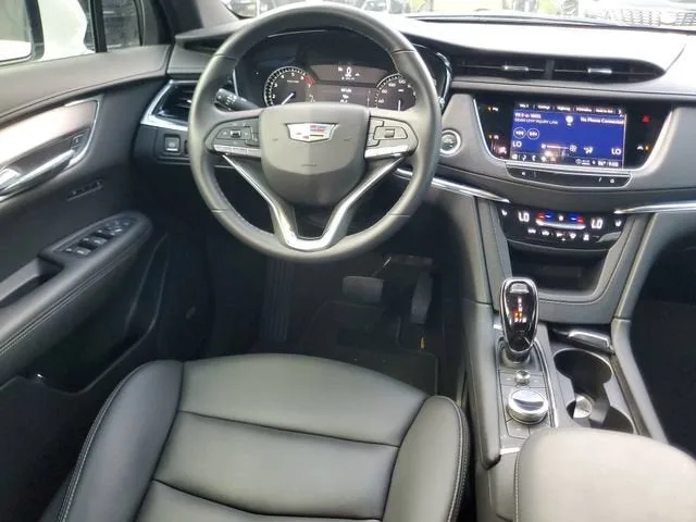 2024 Cadillac XT6 Luxury photo 19