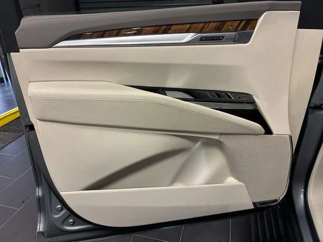 2025 Cadillac Escalade ESV Sport Platinum photo 42