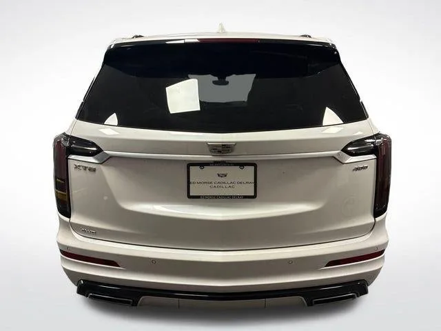 2023 Cadillac XT6 Sport photo 4