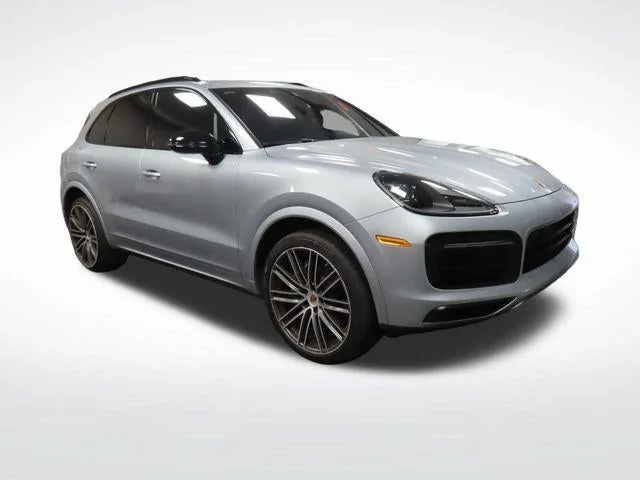 2022 Porsche Cayenne S photo 33