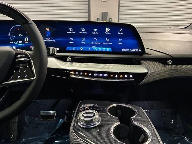 2026 Cadillac OPTIQ Sport photo 18